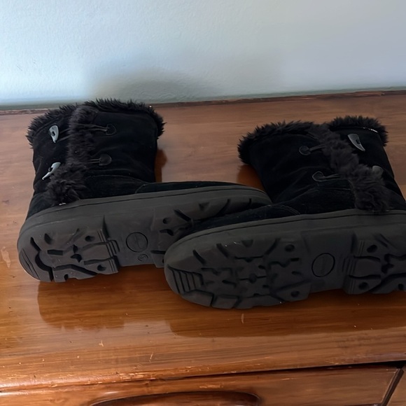 White Mountain Black Women’s Fully lined with Faux Fur Winter Boots Size 9. - Picture 7 of 9